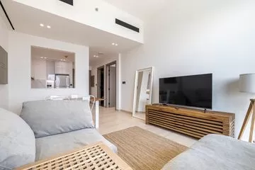 Luxurious Smart Home | New and Furnished