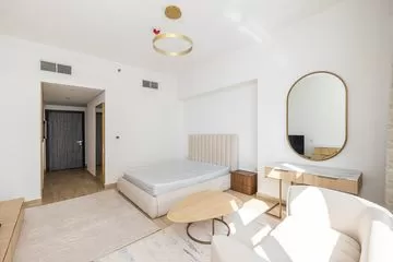 Bright Studio | Fully Furnished | Ready to move in